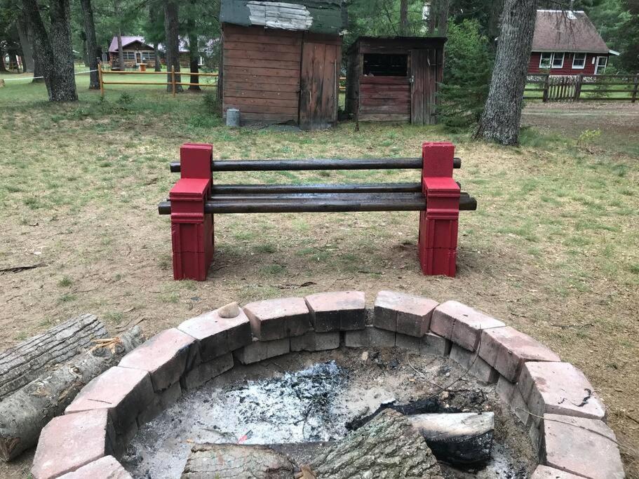 O Me, O Mio Cabin Near The Ausable River מראה חיצוני תמונה