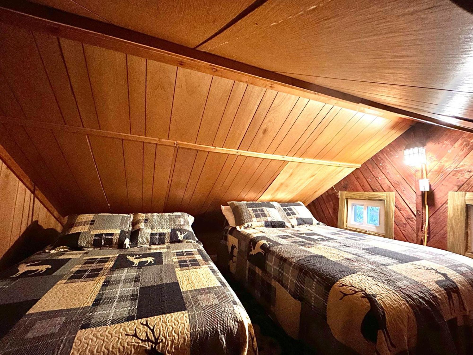 O Me, O Mio Cabin Near The Ausable River מראה חיצוני תמונה